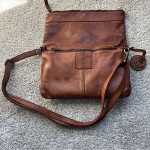 HARBOR 2ND CONVERTABLE COGNAC LEATHER CROSSBIDY BAG **water Stains